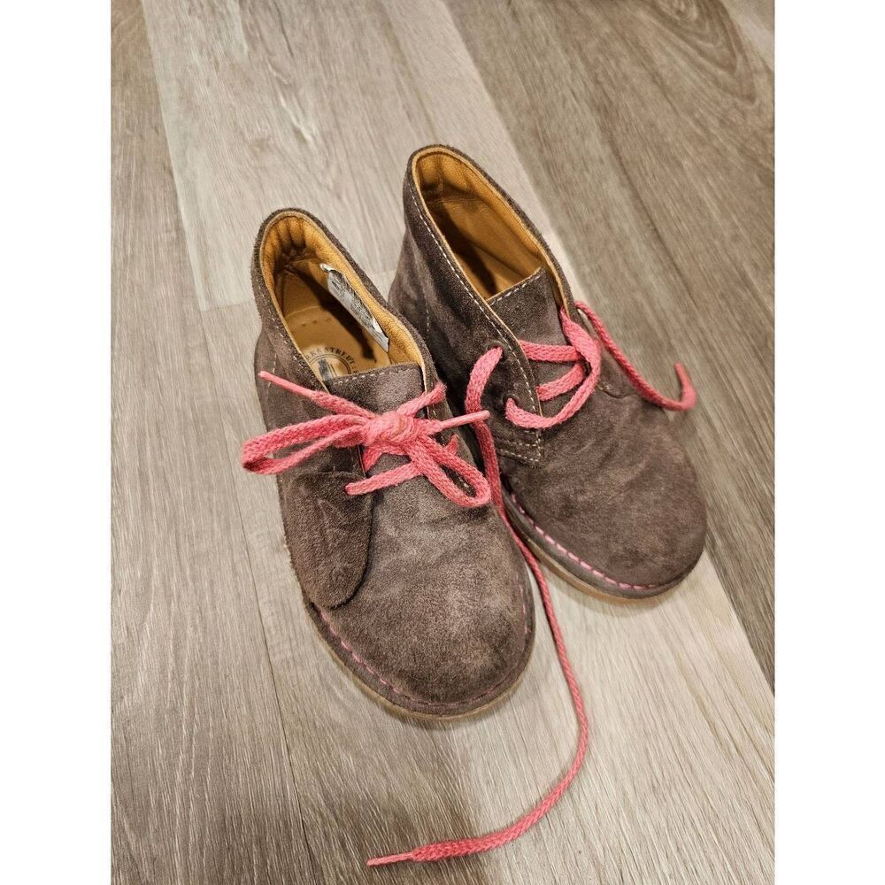 Clarks Desert Suede Girls Toddler Boots size 8.5